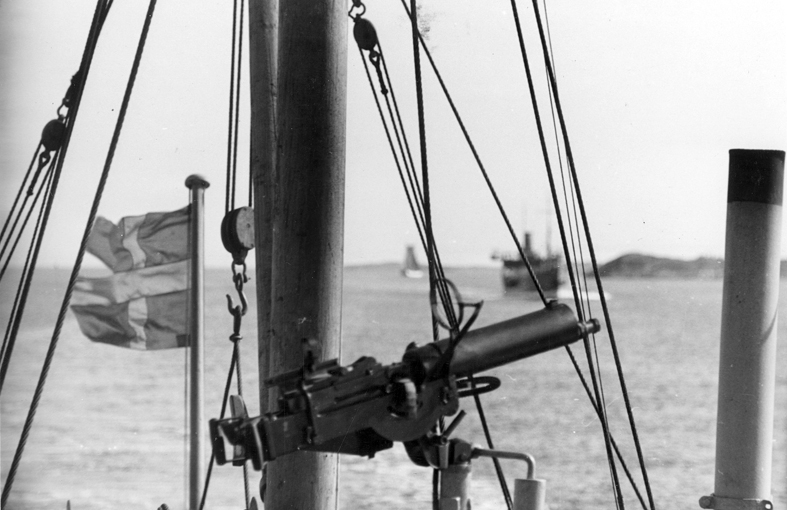 Göteborgs Örlogsdepå. Hjälpvedettbåtens Lv ksp M/ 36. Fil lic Gunnar Jonssons undersökningsresa till västkusten juni 1940. 90.