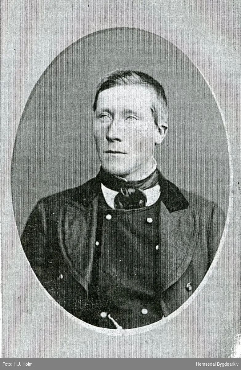 Kristen Hjelmen , fødd i Vente i Hemsedal i 1863