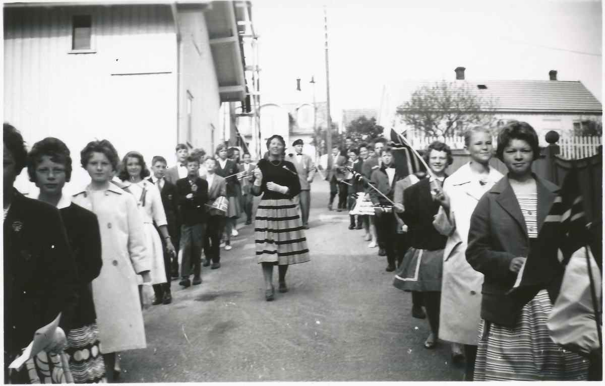 Brevik folkeskole, tog 17. mai