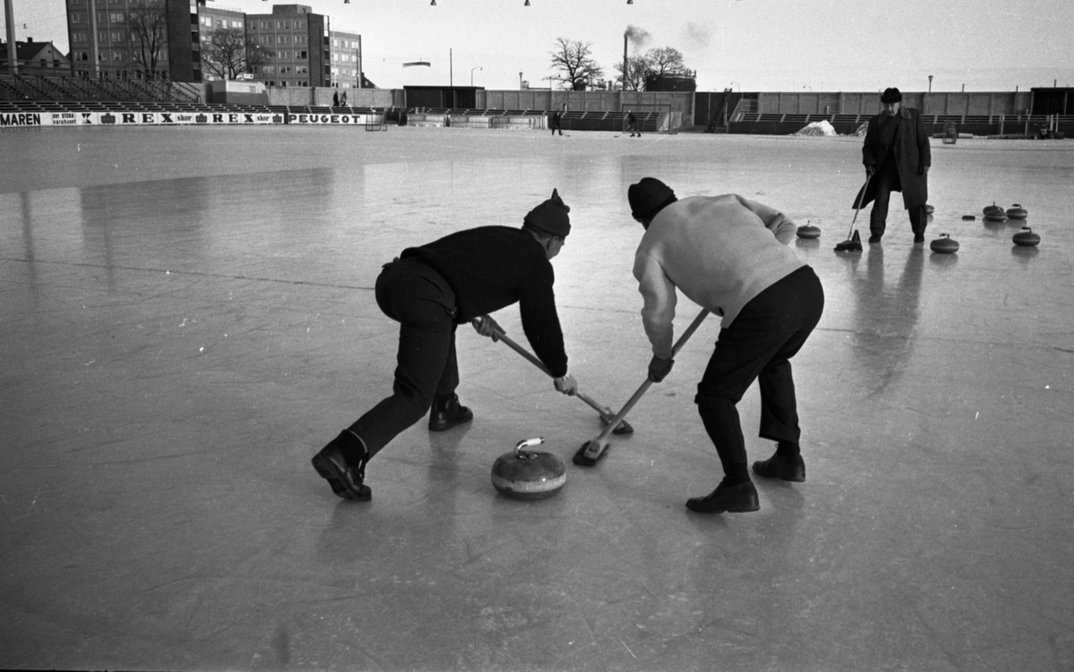 Curling på Vinterstadion, 11 februari 1965.