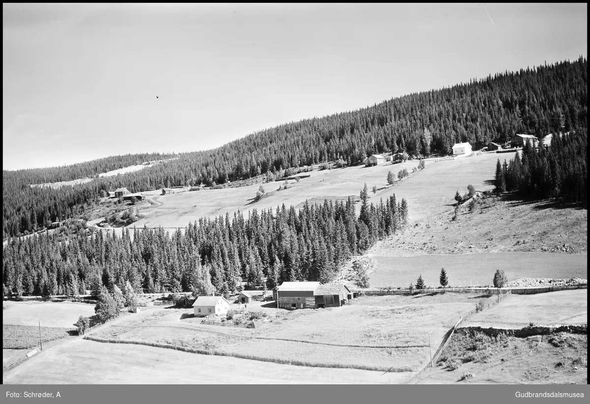 Bråten gård Gnr/bnr. 68/5 Ringebu - Gudbrandsdalsmusea / DigitaltMuseum