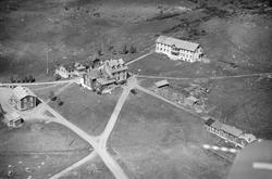 Hjerkinn fjellstue, Dovre, 08.07.1952, veier