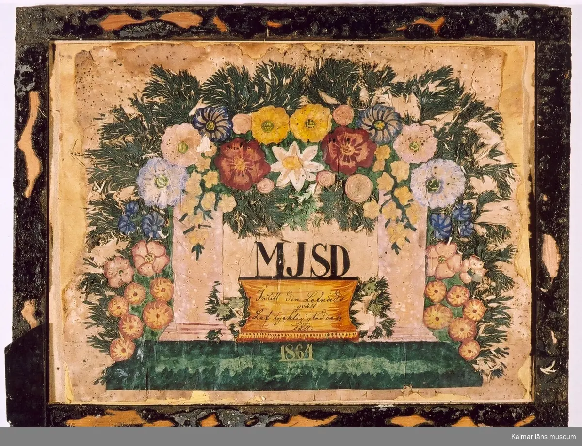 KLM 22703:1 Gratulationstavla. Urklippta målade blommor etc., av papper, arrangerade och uppklistrade på papper. Text: MJSD, Intill Din Lefnads qväll Lef lycklig glad och säll, 1864.  I svart platt glasram, endast en bit av glaset återstår.