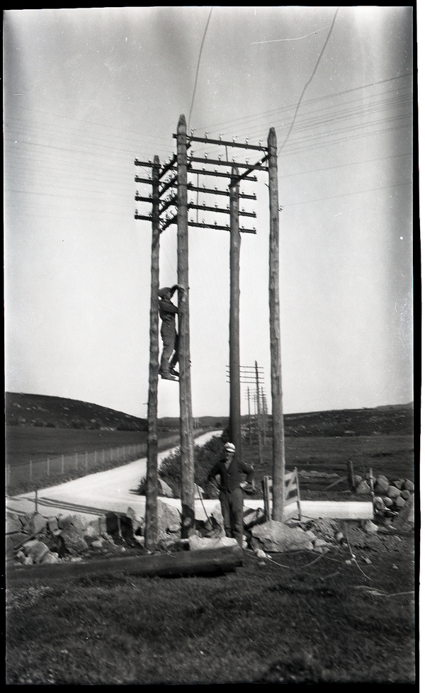 Bilde av stolpane ved "1900 krysset"
