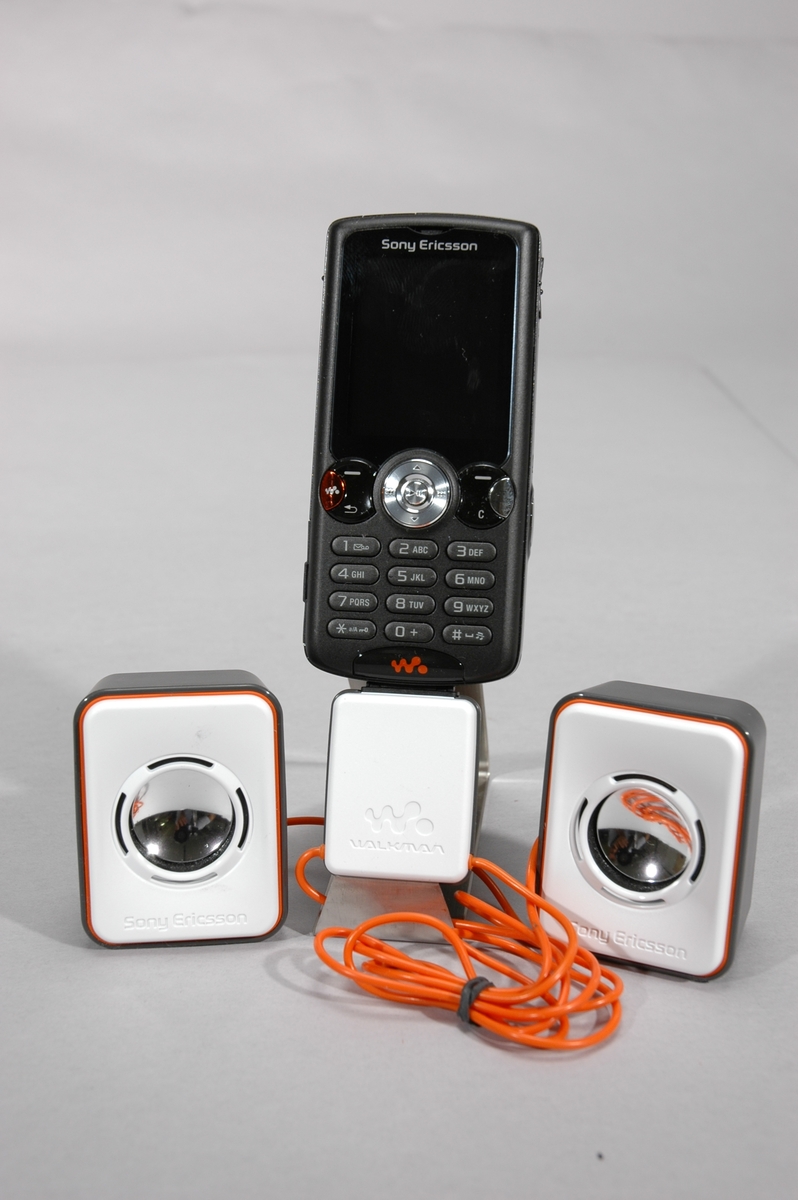 Mobiltelefon Sony Ericsson W810i med mp3-spelare.