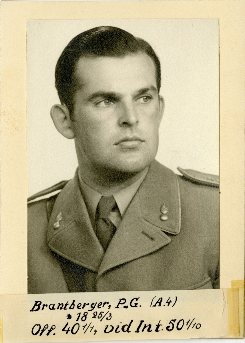 Porträtt av Per-Gunnar Brantberger, officer vid Norrlands artilleriregemente A 4 och Intendenturkåren.