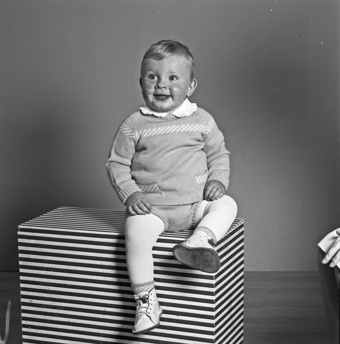Portrett liten gutt - bestiller Arne Baustad