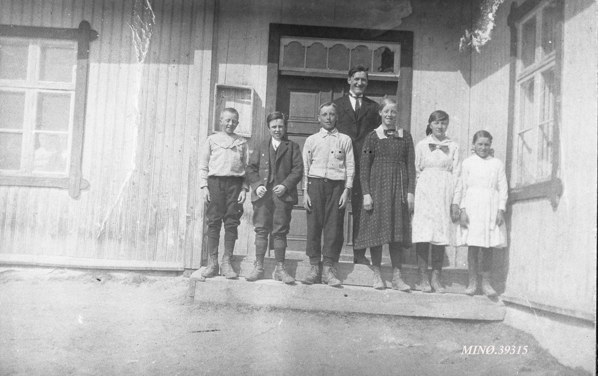 Elever ved Grimsbi skule 1921.
