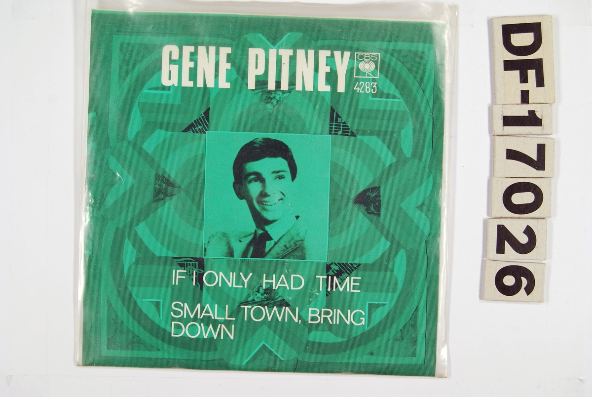 Bilde av Gene Pitney i grønn/svart over en grønn bakgrunn med ett kløverlignende mønster.