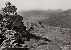 Postkort ";11/4"; med motiv av Hornet, sett fra Hovden i Opp