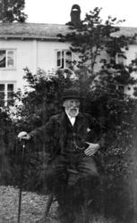 Kan dette være en fra Lossiusfamilien i Kristiansund? Kjøpma