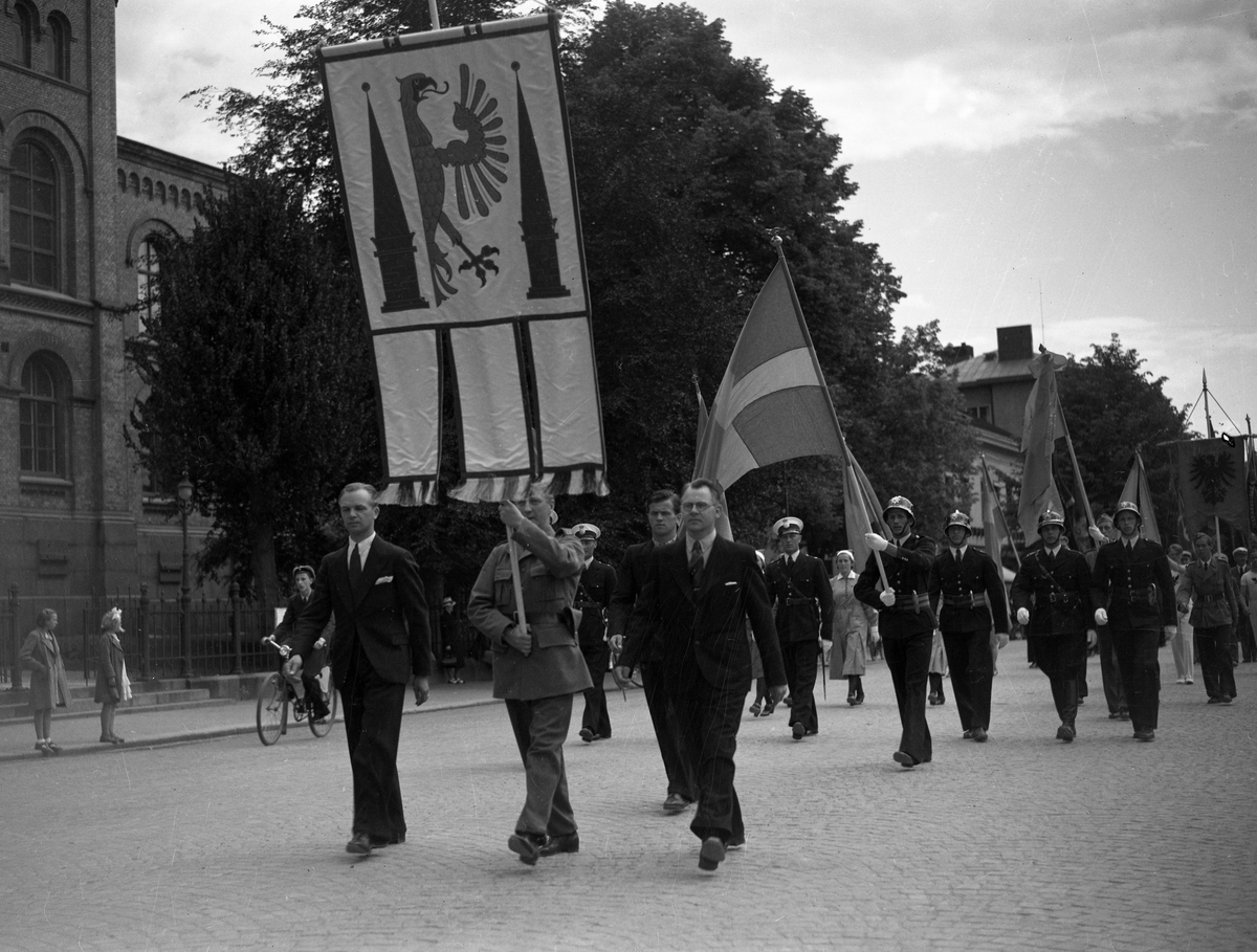 En medborgarfest hålls i Karlstad 1940. Uppgifter om namn finns i kommentarerna