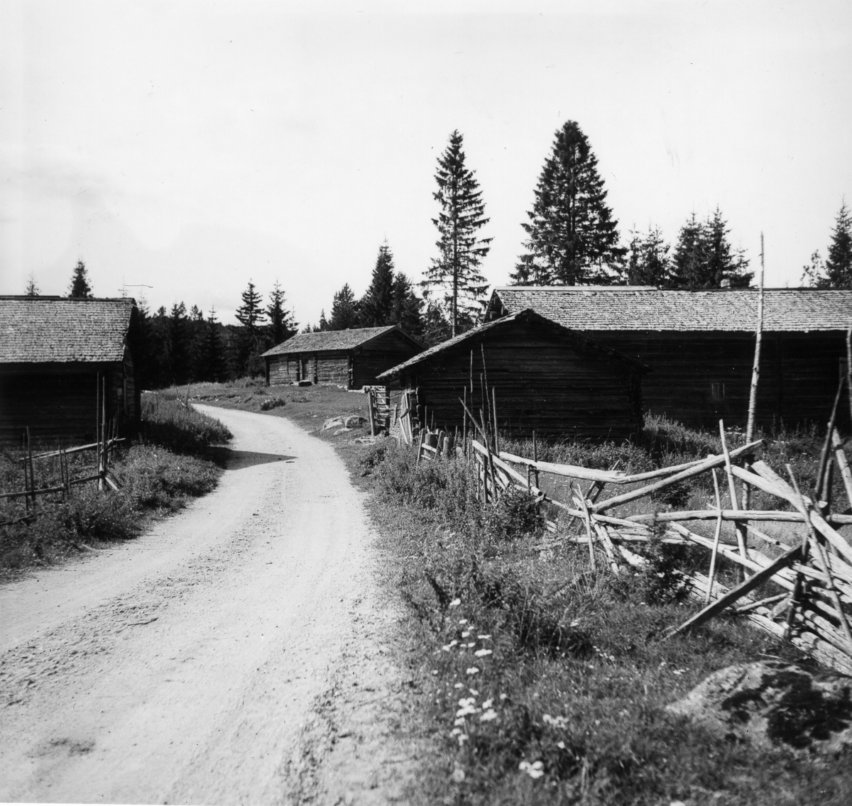 Vallgata vid Byvallen i Simeå.