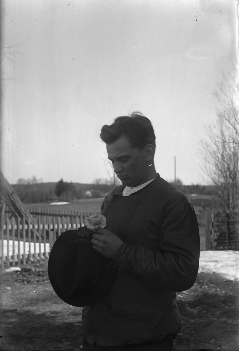Enok Eriksson, f. den 4 januari 1896, d. den 2 juni 1964. Foto ca 1920.