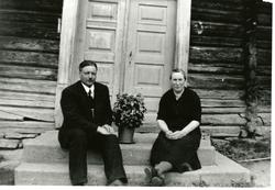 Ola og Amanda Skaro.