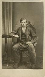 Fangeportrett. Alfred Svendsen, Drammen, arrestert i 1869, i