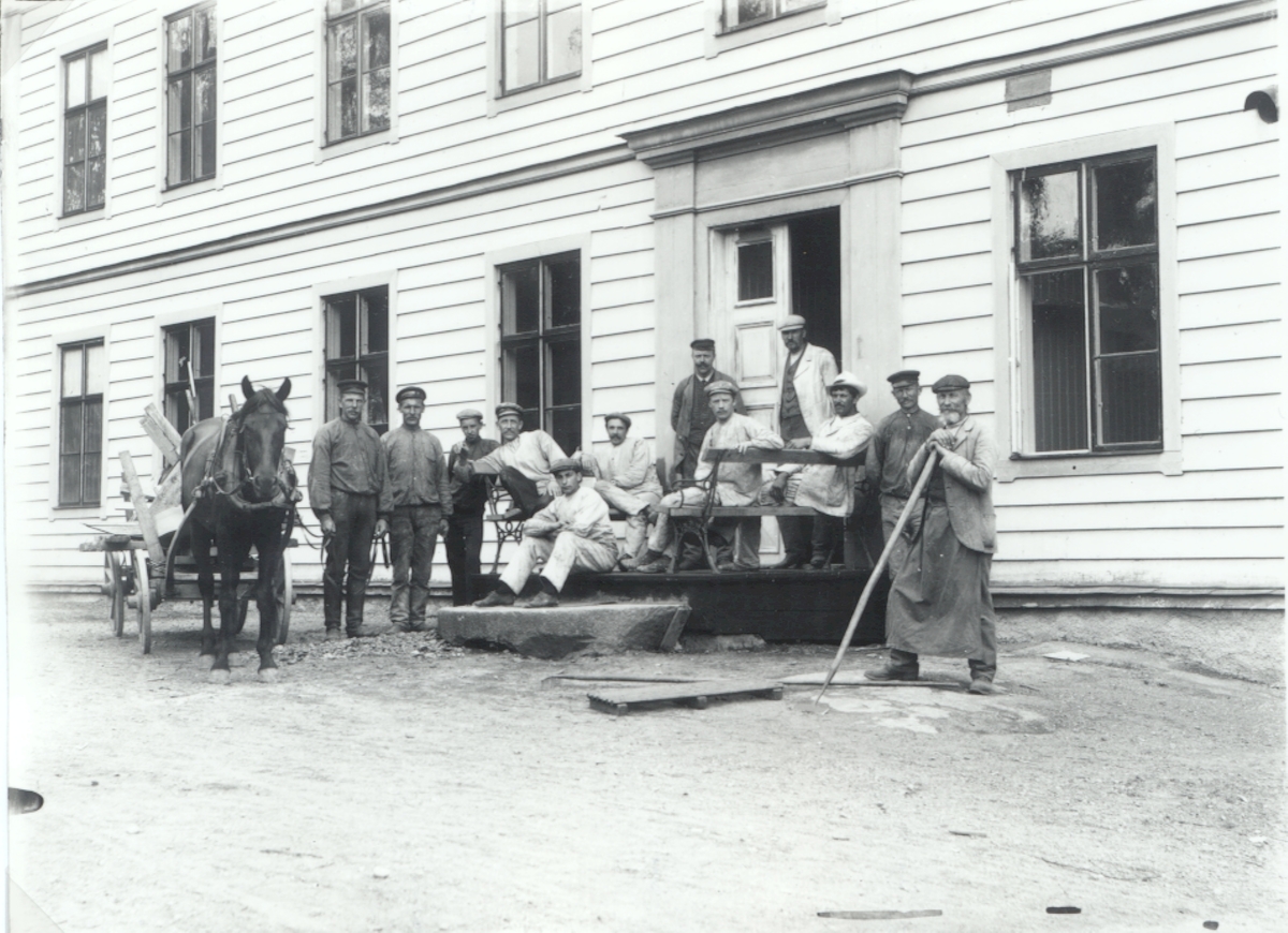 Målning av sjukhemmet Betanien 1911. Sjukhemmet låg inne i Hjorted, mittemot kyrkan.
