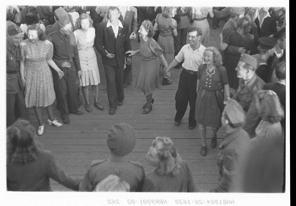 Dans på Bromsgård - platten