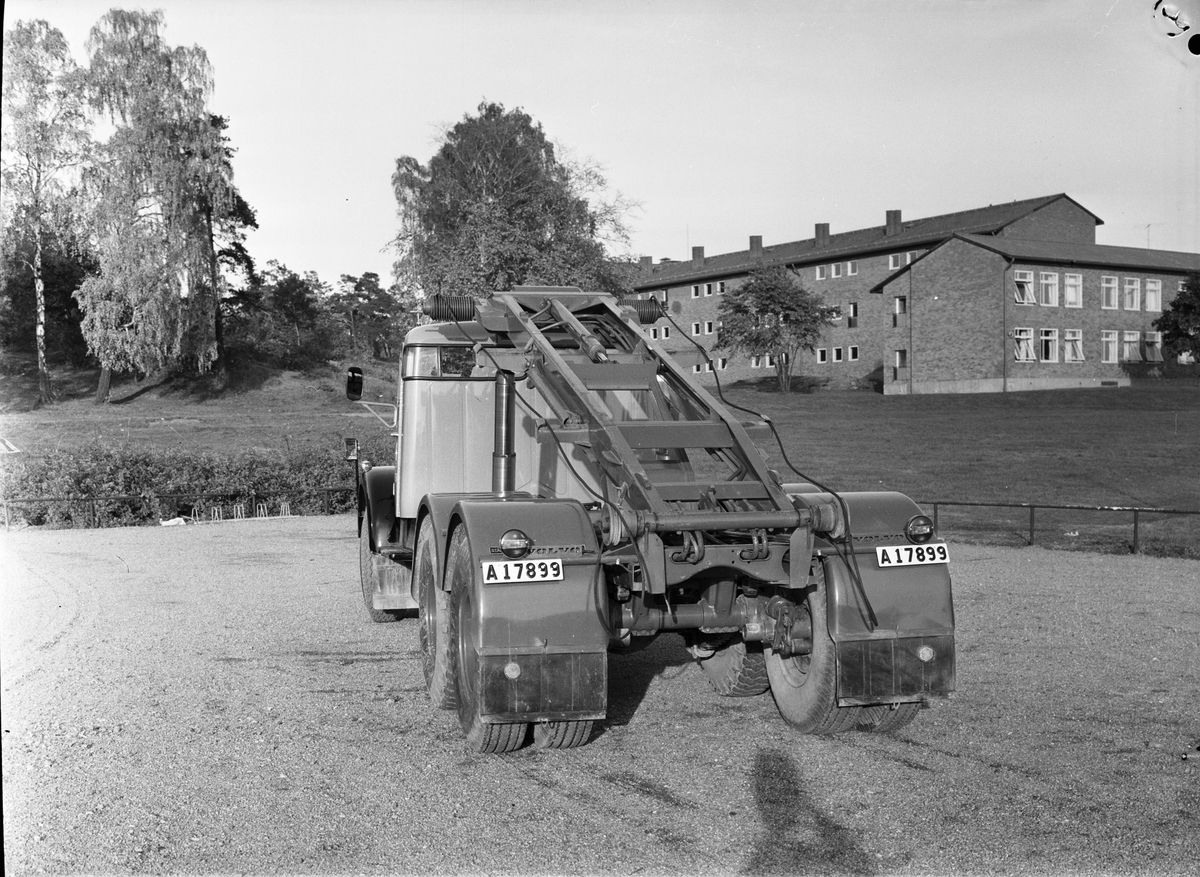 Volvo, Göteborg? Lastbil med container. >> - Tekniska museet ...