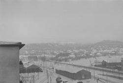 Utsikt over Majorstuen stasjon. I forgrunnen Holmenkollbanen