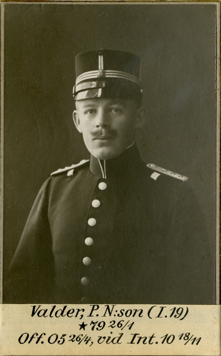 Porträtt av Per Nilsson Valder, underintendent vid Intendenturkåren.