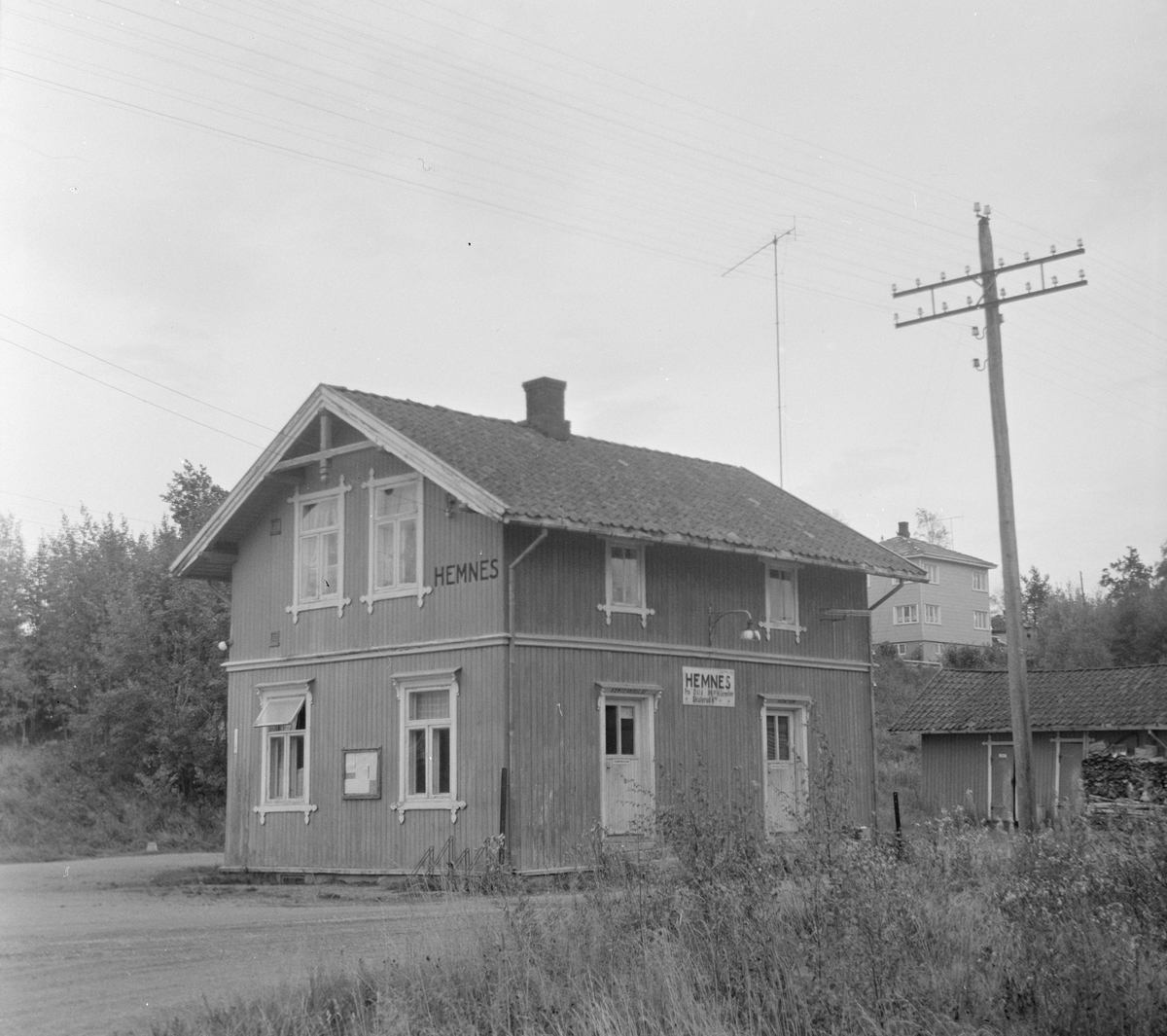 Stasjonsbygningen på Hemnes stasjon på den nedlagte Aurskog-Hølandsbanen.