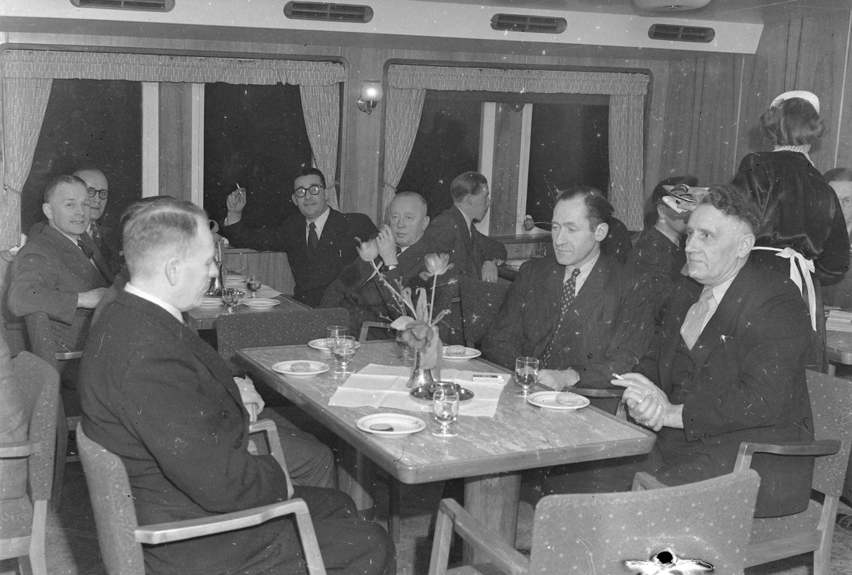 Hurtigrute Håkon Jarl på sin første tur nordover.