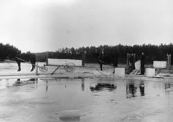 Isskjæring på Aspern ved Rød i Aremark,  ca. 1910-1920.