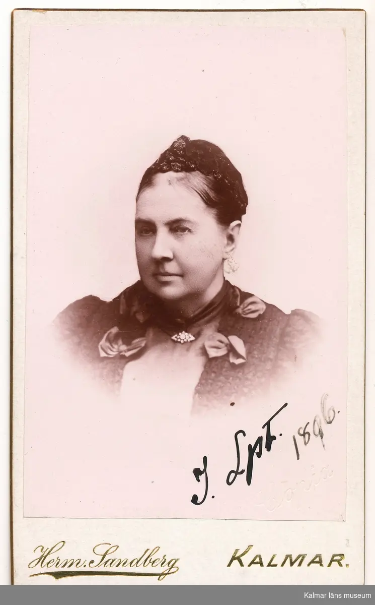 Grevinnan Ida Lewenhaupt-Taube på Monte Cavallo.