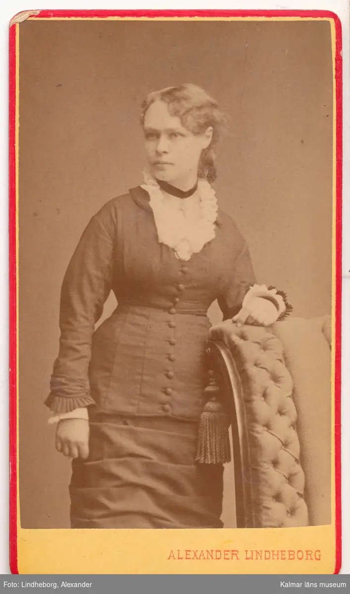 Fröken Olivia (Liva) Eriksson. Blev senare gift Ekelund och bosatt i Malmö.
