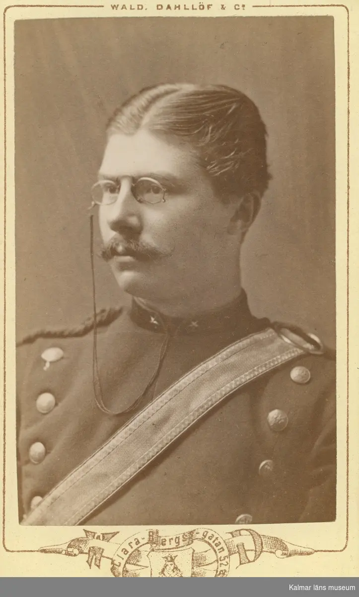 Militärbefäl Ernst Bauman. Fotot taget 1877.