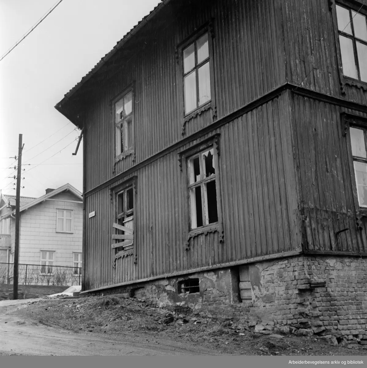 Solhauggata 6. Rodeløkka. April 1970