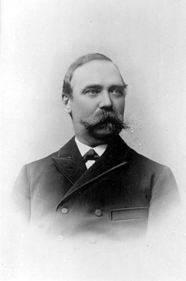J. E. Eriksson, postmästare i Skara.