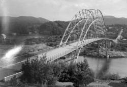 Foto fra Omsundet bru mellom Kristiansund og Frei på Nordmør
