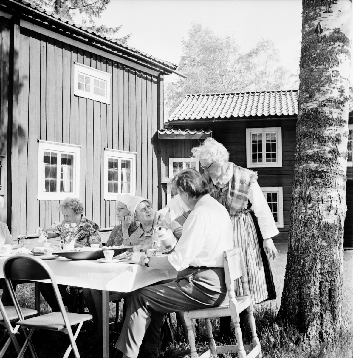 Arbrå,
Sykretsen på Fornhemmet,
Juni 1971