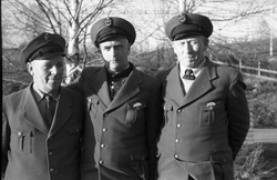 Drosjesjåfører på Kapp, mars/april 1949. Serie på seks bilde