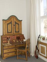 Skap i stue. "Bonytthjemmet - 1979". Utstilling i OBOS-gårde