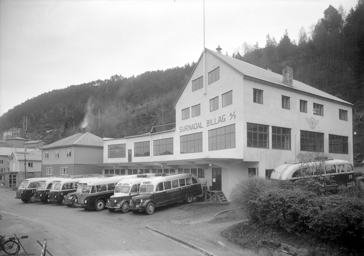 Surnadal Billag, interiør og eksteriør