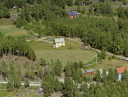Sør-Fron. Bebyggelse mellom Hundorp og Fron Meieri i området