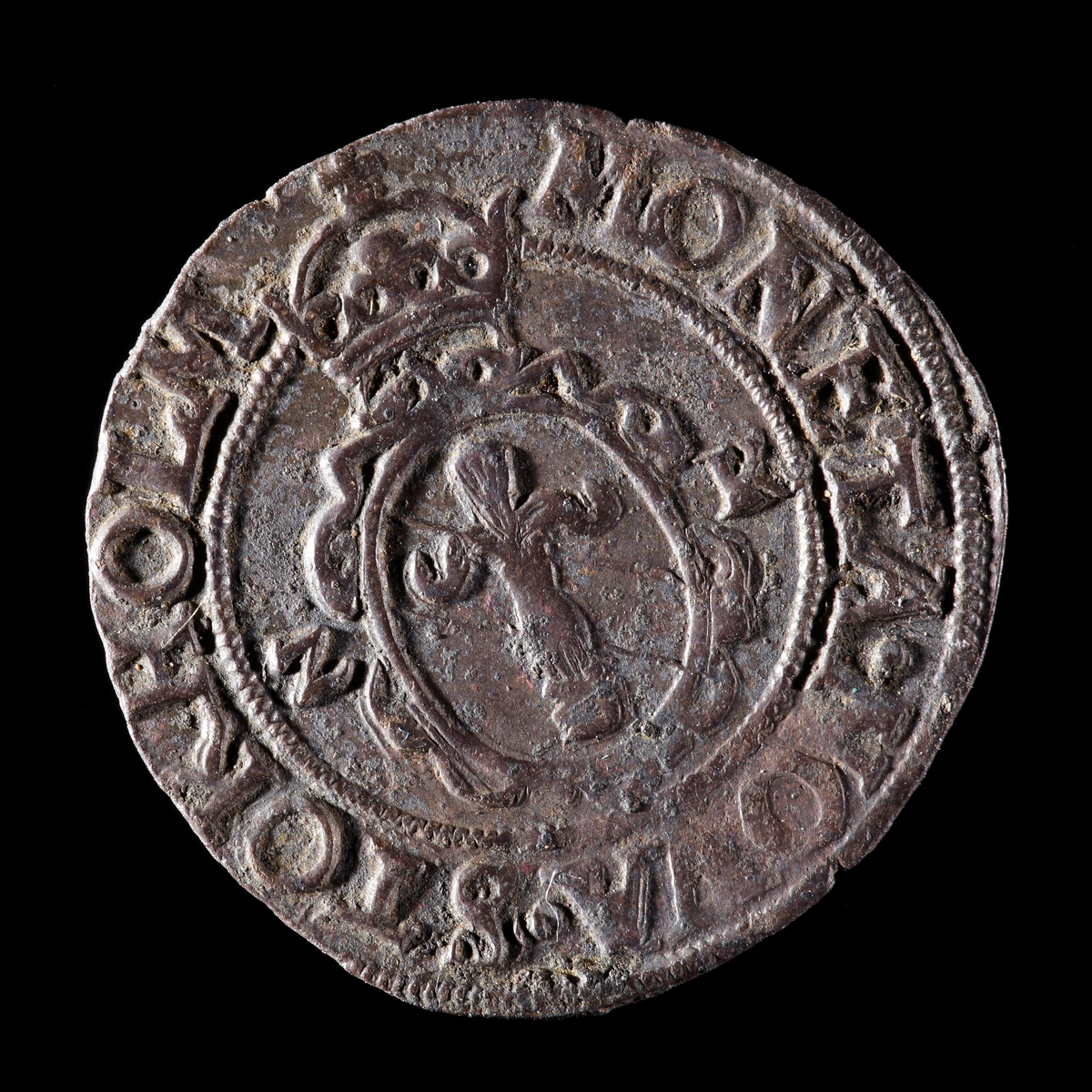Två öre, Johan III, år 1573. Åtsida med lilla riksvapnet, krönt. Frånsida med krönt Vasavapen.