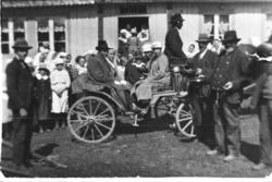 Bryllaup på Kyrkjebøen.