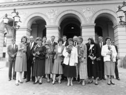 Regjeringen Gro Harlem Brundtland på Slottsplassen,.9. mai 1