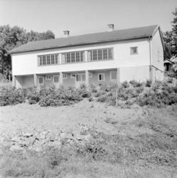 Solvang Hagekoloni har reist forsamlingshus på dugnad. Septe