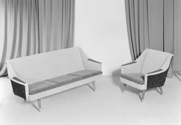 Salong. Sofagruppe med sofa og lenestol.