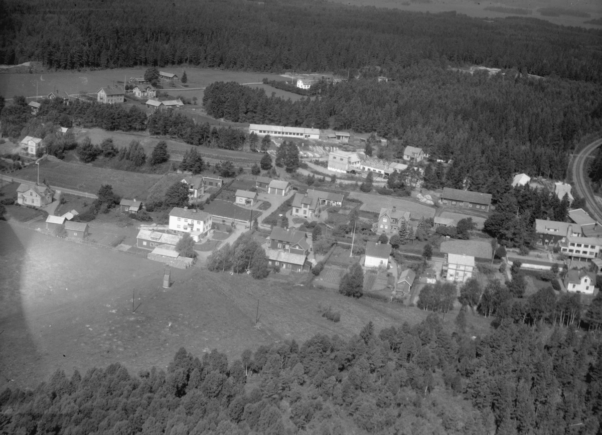 Flygfoto över Björkeby i Vetlanda kommun, nr k. 61