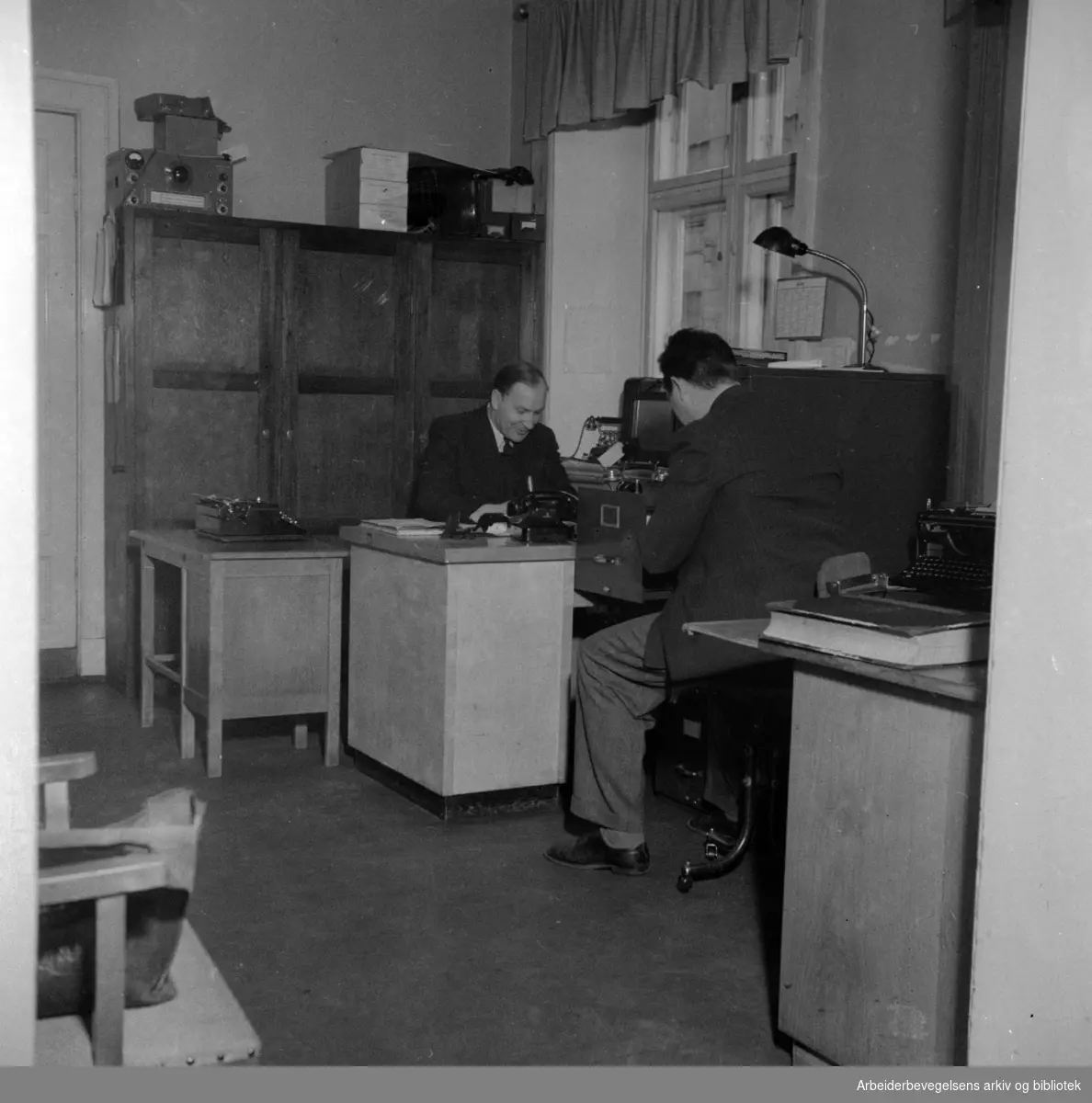 Rådhusgata 7. Politistasjonen. Februar 1948