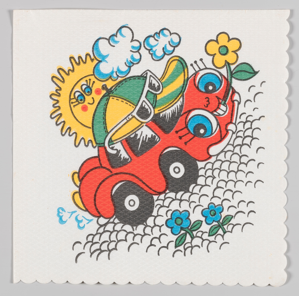En smilende rød bil med caps og solbriller holder en blomst mellom tennene sine. Bilen kjører på en steinete vei og en smilende sol ses bak skyene.

Samme motiv som på serviett MIA.00007-003-0066.