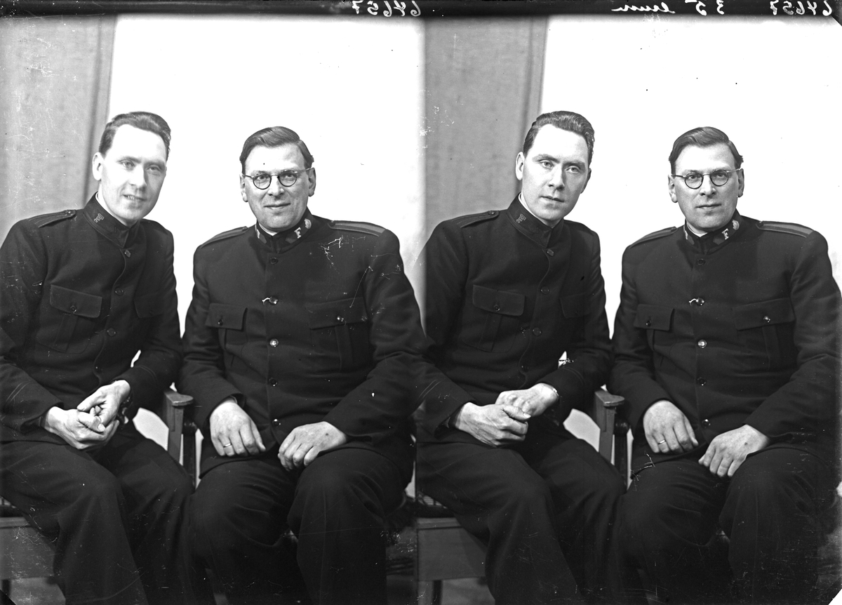Portrett. Gruppe på to menn. To menn, den ene med briller. Offiserer i frelsesarméen. Bestilt av Arne Gauteseth, major. Captein Johannessen.