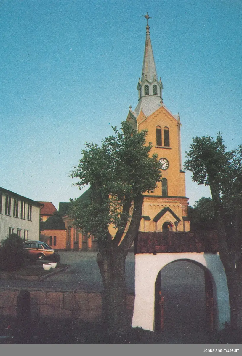 Text till bilden: "Kungshamns kyrka".

