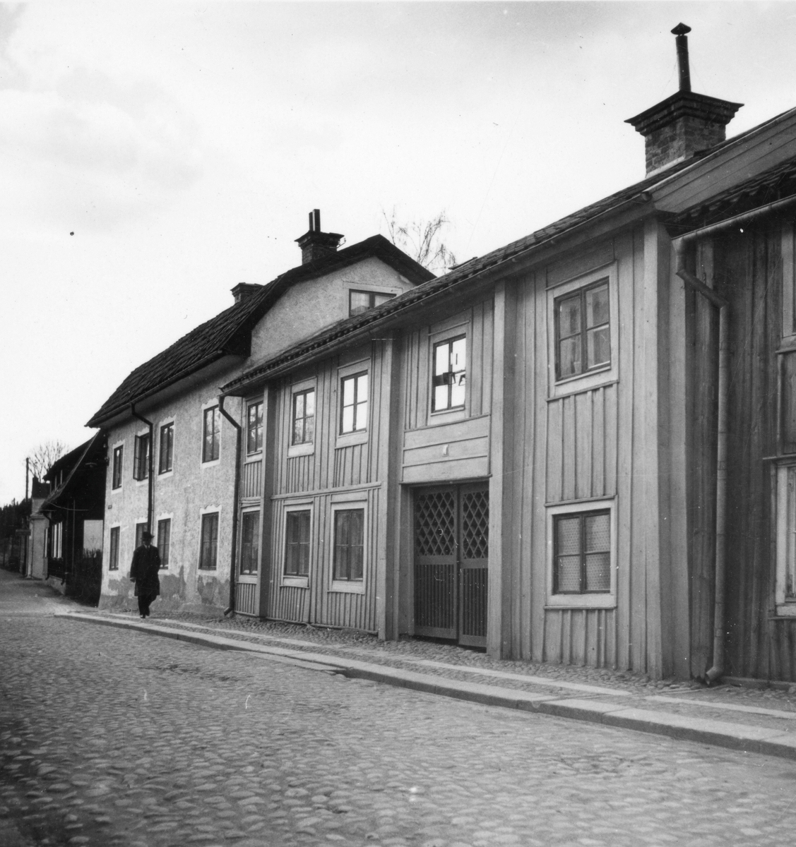 Barnhemsgatan i Köping. Bl.a. syns Barnhemmet och Gillbergska gården.